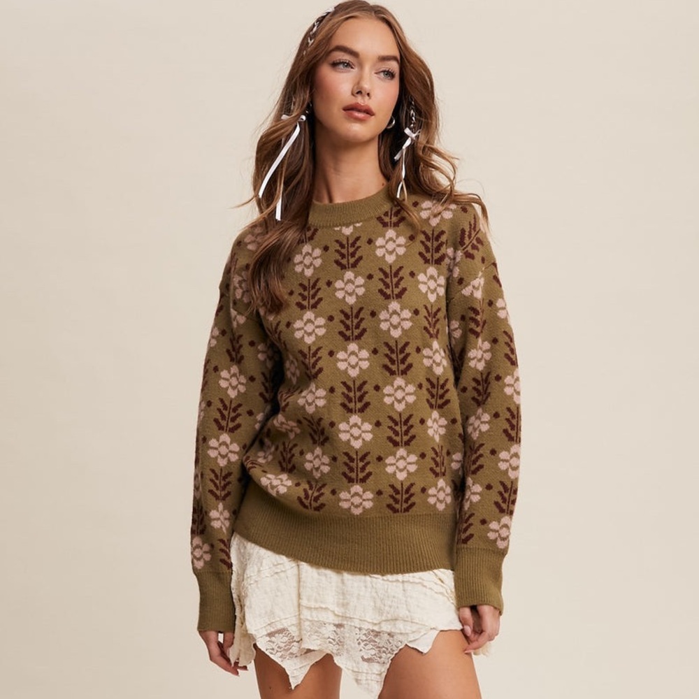 Flower Pattern Olive Sweater. - Picture 3 of 6